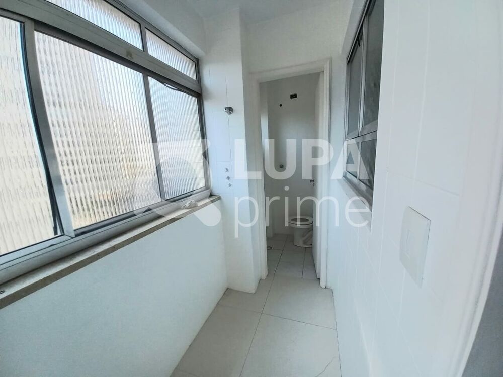 Apartamento, 3 quartos, 140 m² - Foto 1