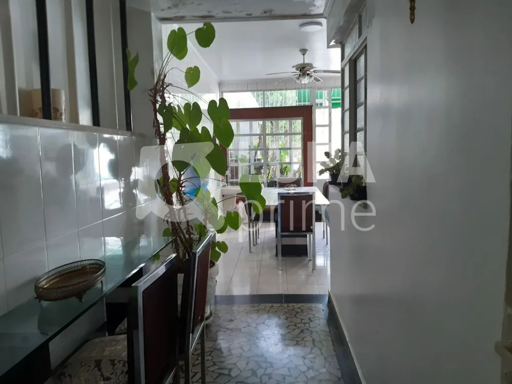 Casa, 3 quartos, 208 m² - Foto 2