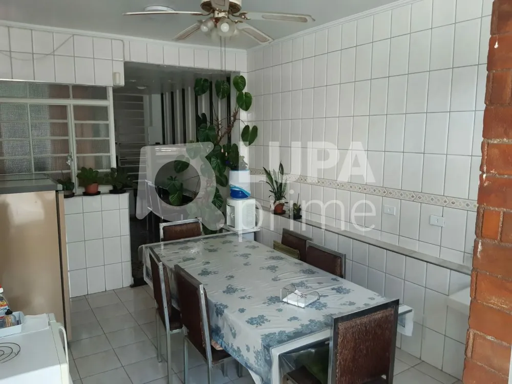 Casa, 3 quartos, 208 m² - Foto 1