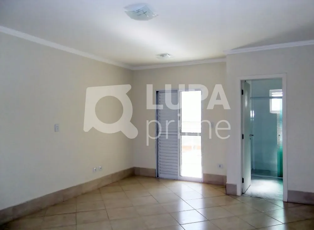 Casa, 3 quartos, 210 m² - Foto 2