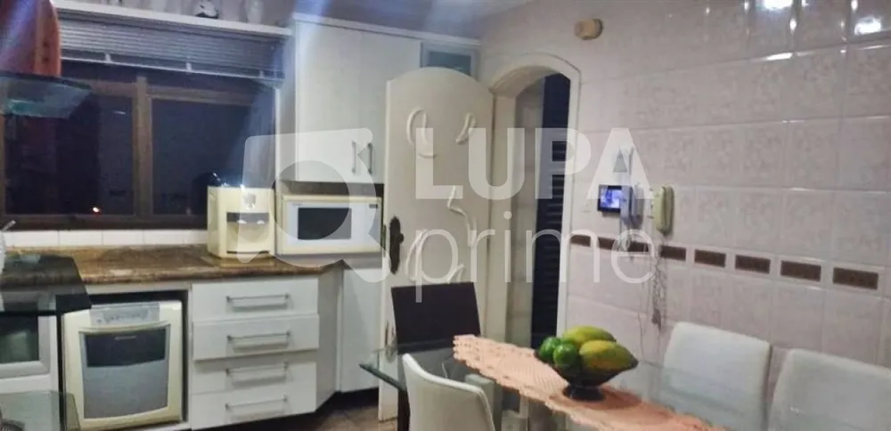 Apartamento, 3 quartos, 213 m² - Foto 12