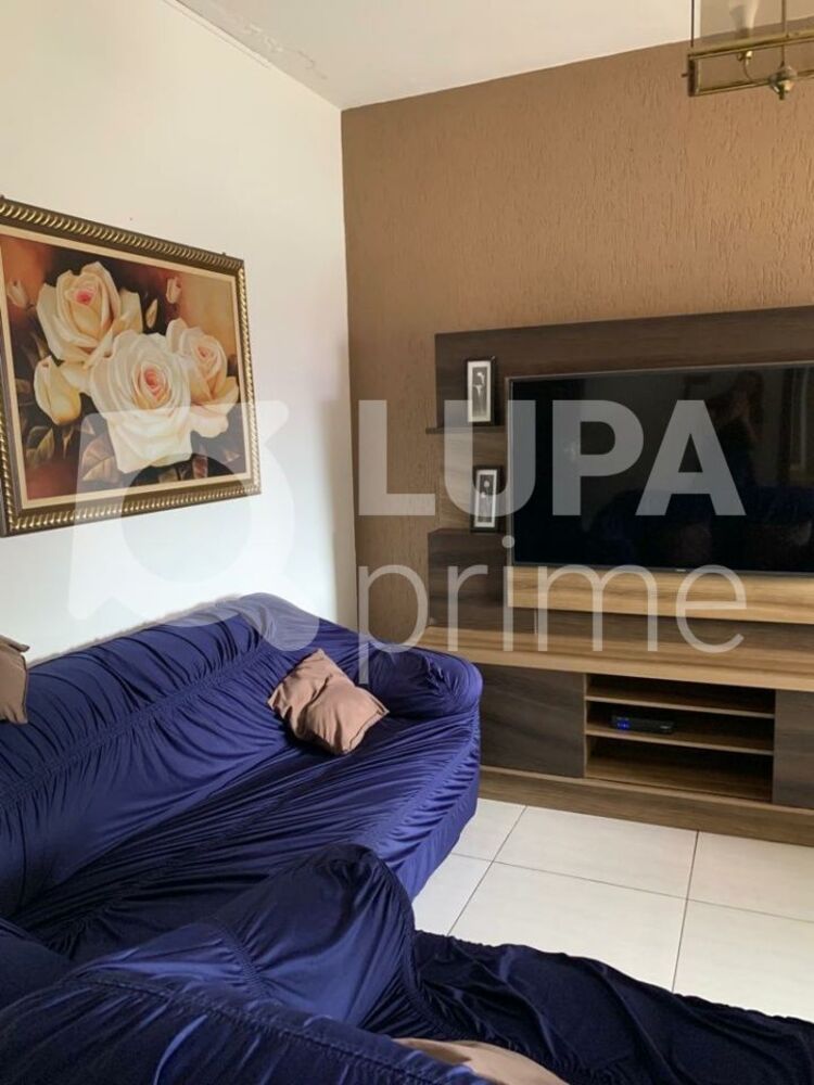 Terreno, 1234 m² - Foto 2