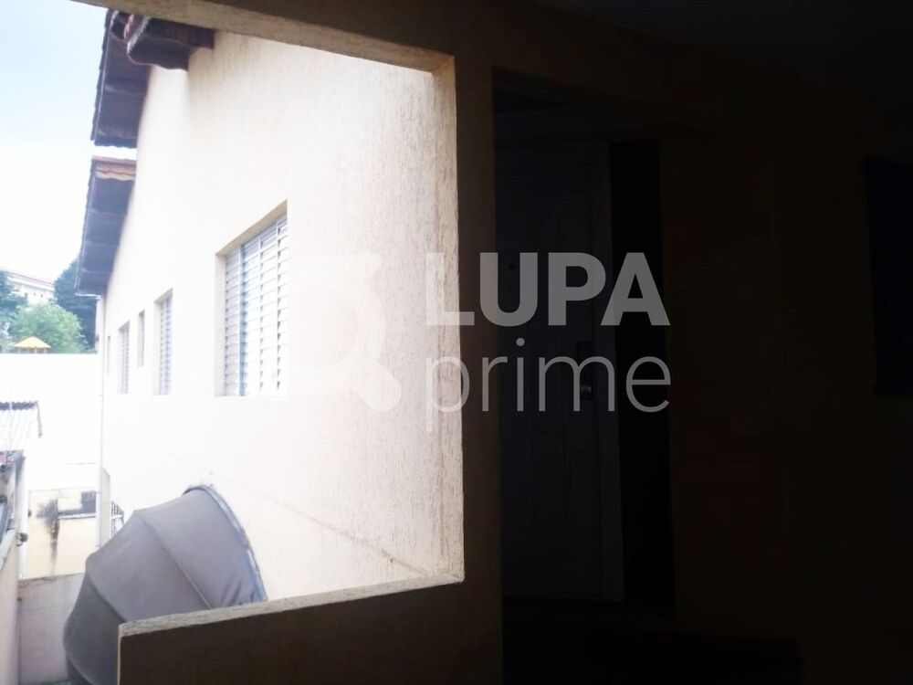 Casa, 4 quartos, 221 m² - Foto 2
