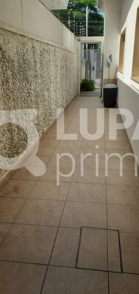 Casa, 5 quartos, 220 m² - Foto 1