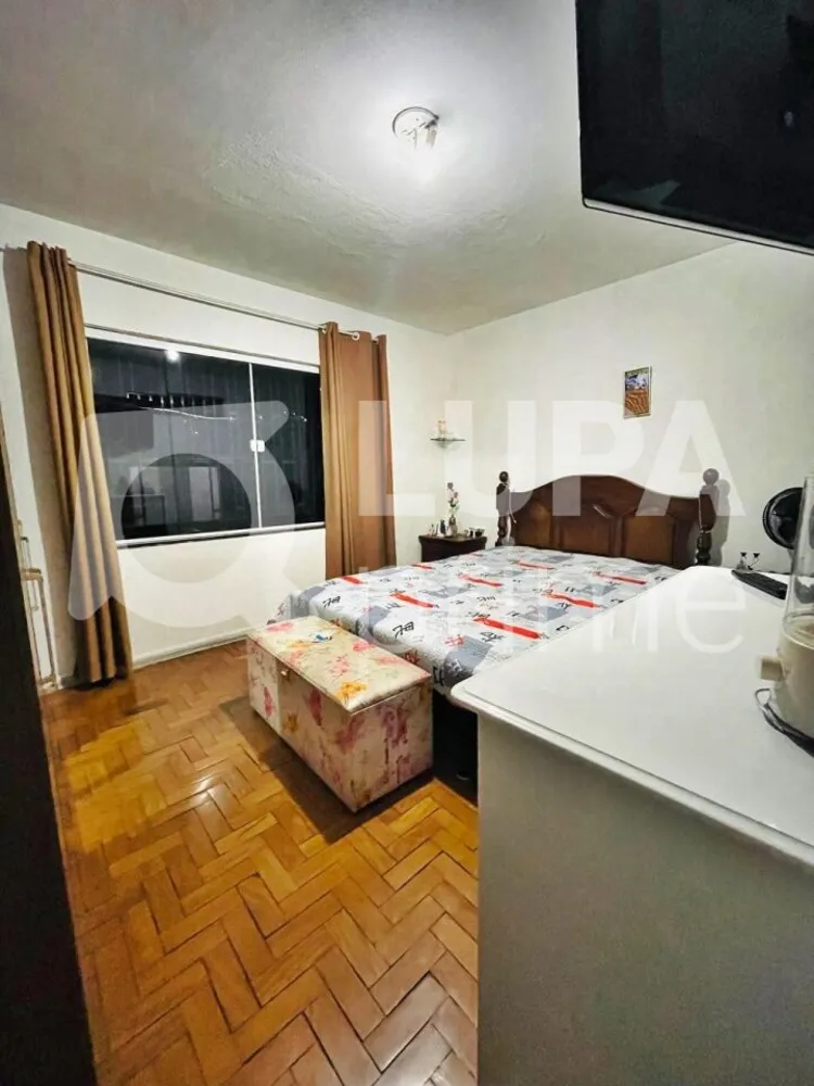 Casa, 5 quartos, 140 m² - Foto 3