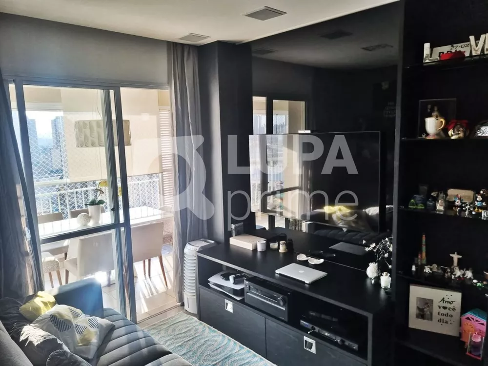 Apartamento à venda com 2 quartos, 68m² - Foto 1