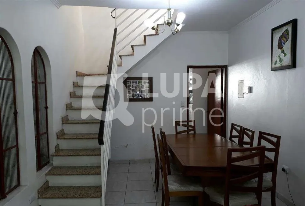 Casa, 3 quartos, 210 m² - Foto 2