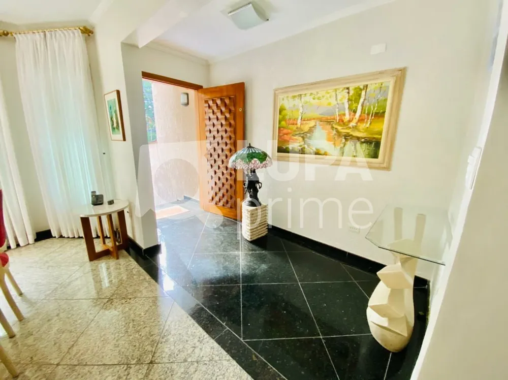 Casa, 3 quartos, 225 m² - Foto 1