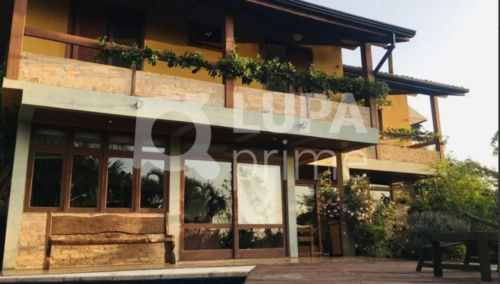Casa, 3 quartos, 275 m² - Foto 4