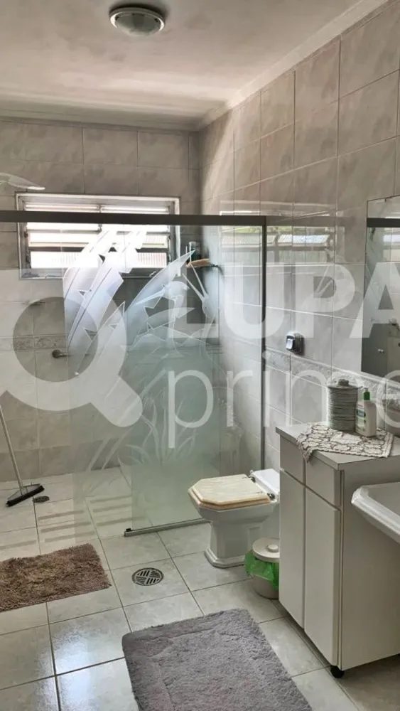 Casa, 3 quartos, 203 m² - Foto 1