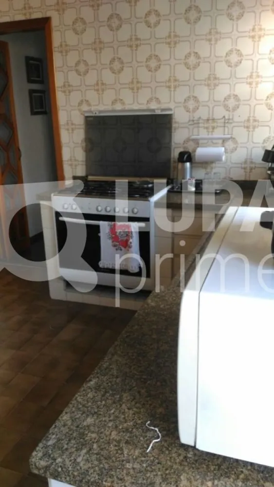 Casa, 3 quartos, 200 m² - Foto 6