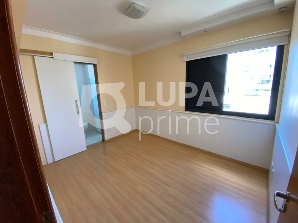 Apartamento, 3 quartos, 245 m² - Foto 10