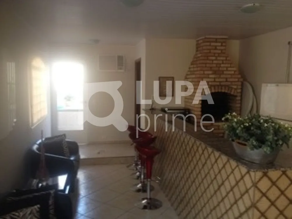 Casa, 3 quartos, 238 m² - Foto 2