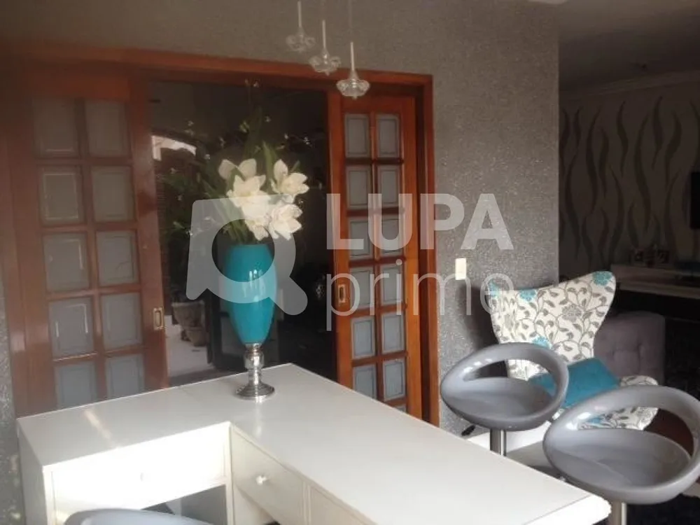Casa, 3 quartos, 238 m² - Foto 9