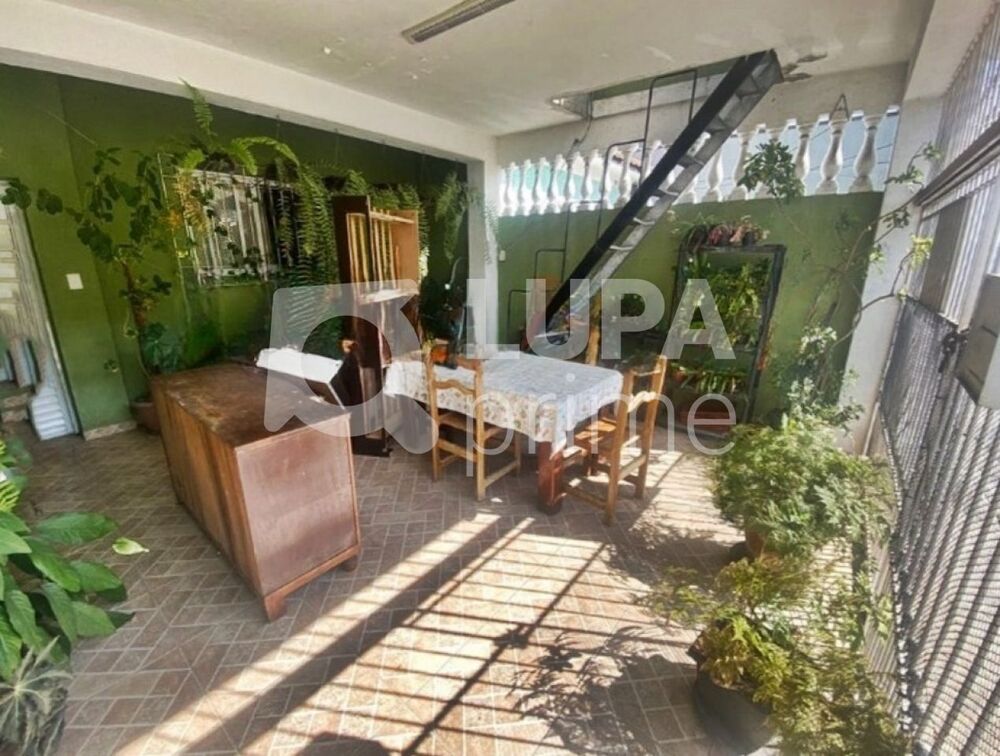 Casa à venda com 3 quartos, 110m² - Foto 9
