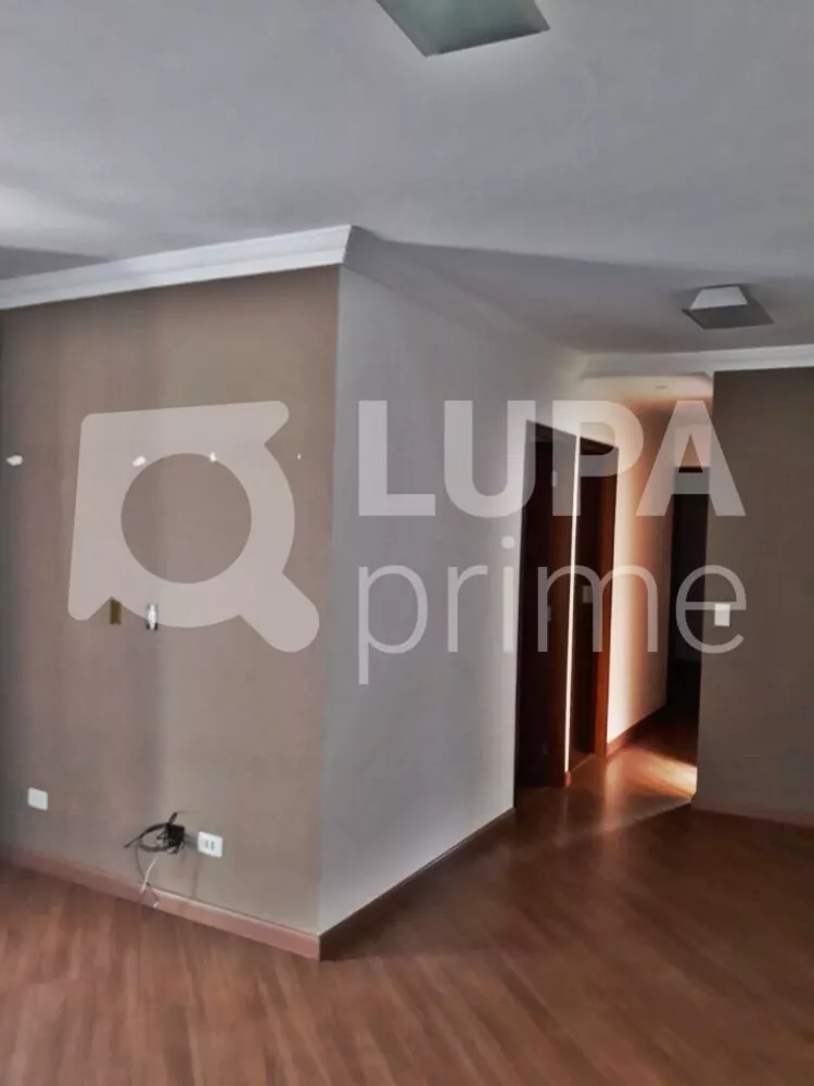 Apartamento à venda com 3 quartos, 68m² - Foto 3