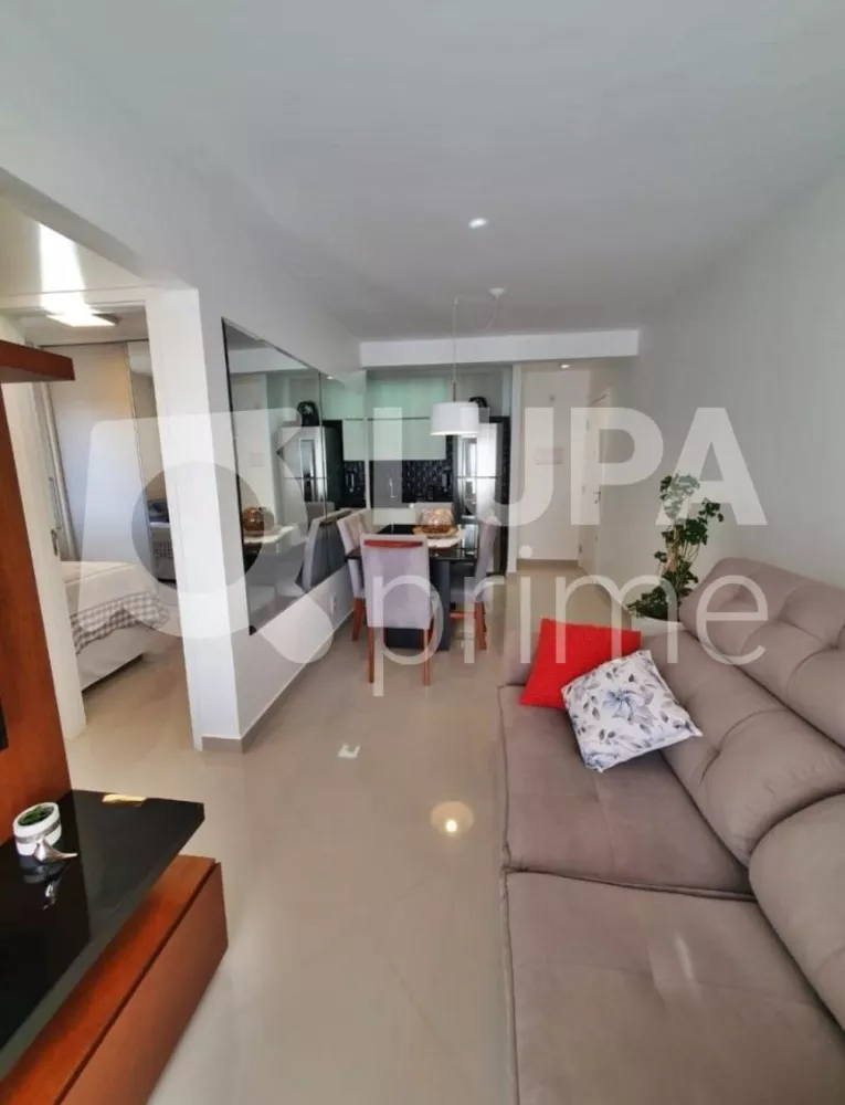 Apartamento à venda com 2 quartos, 49m² - Foto 2