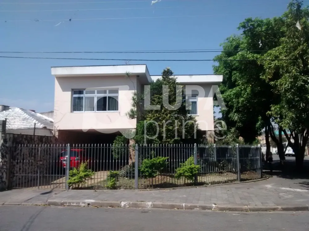 Casa, 3 quartos, 341 m² - Foto 1