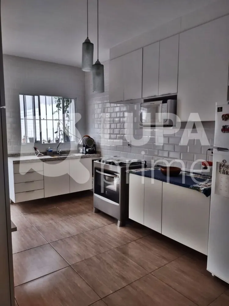 Casa, 4 quartos, 210 m² - Foto 11