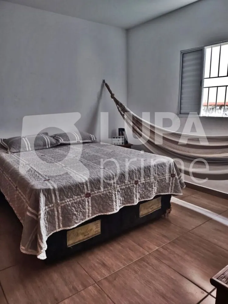 Casa, 4 quartos, 210 m² - Foto 9