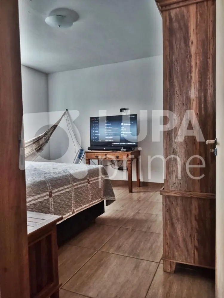 Casa, 4 quartos, 210 m² - Foto 3