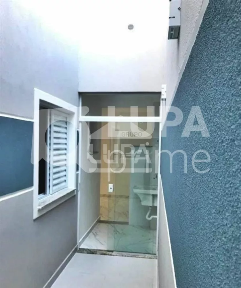 Apartamento à venda com 2 quartos, 44m² - Foto 4