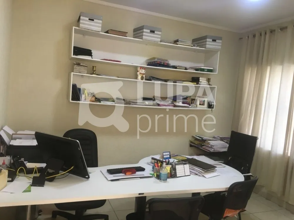 Casa, 3 quartos, 190 m² - Foto 2