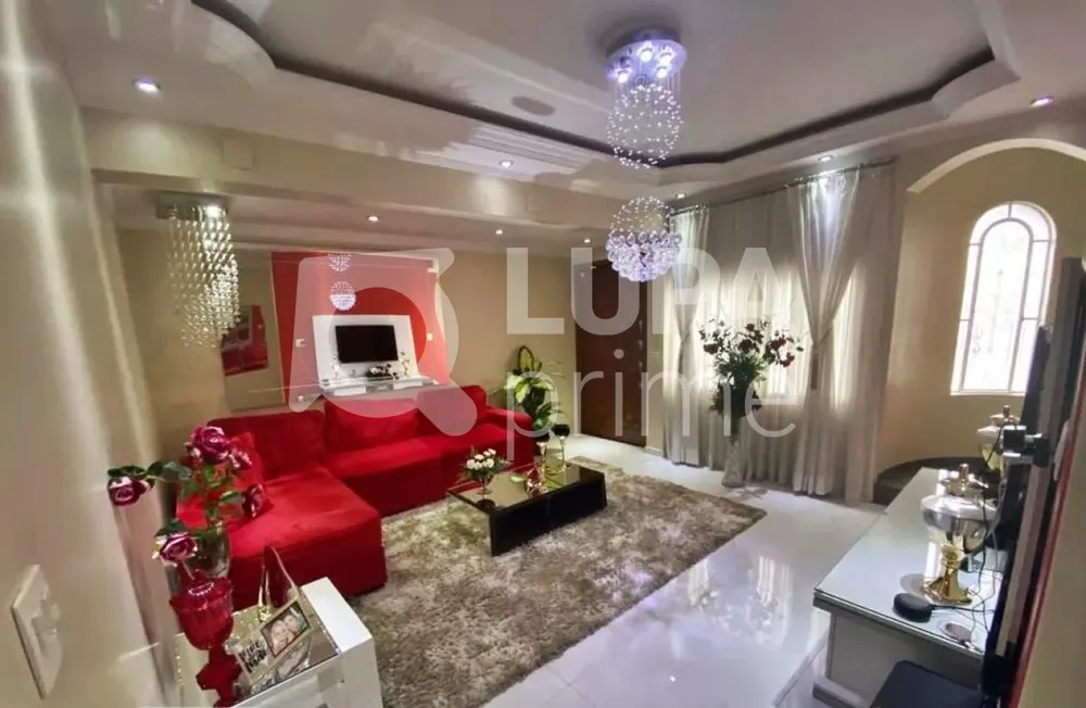 Casa, 3 quartos, 210 m² - Foto 1