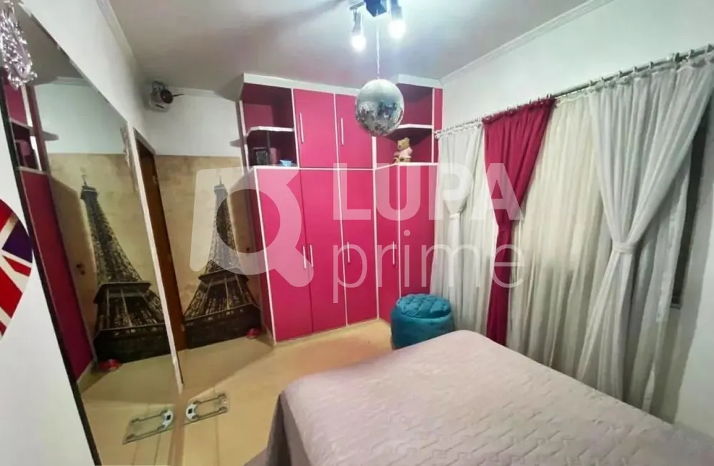 Casa, 3 quartos, 210 m² - Foto 6