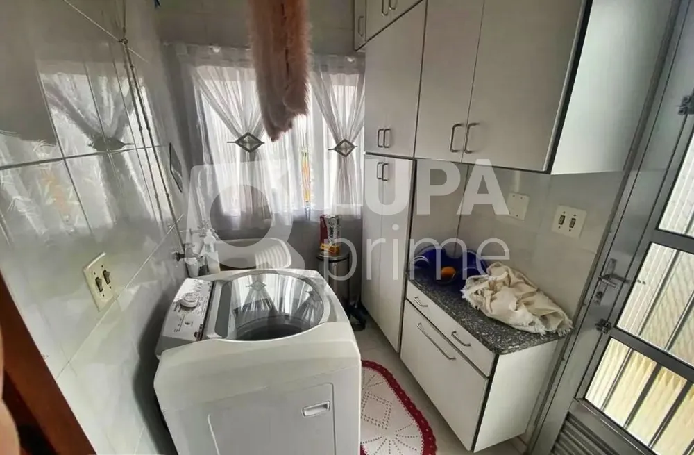 Casa, 3 quartos, 210 m² - Foto 2