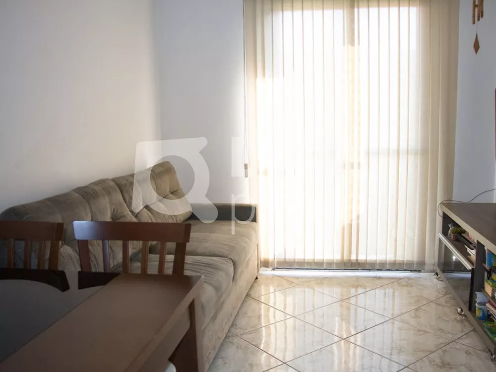 Apartamento à venda com 2 quartos, 50m² - Foto 1