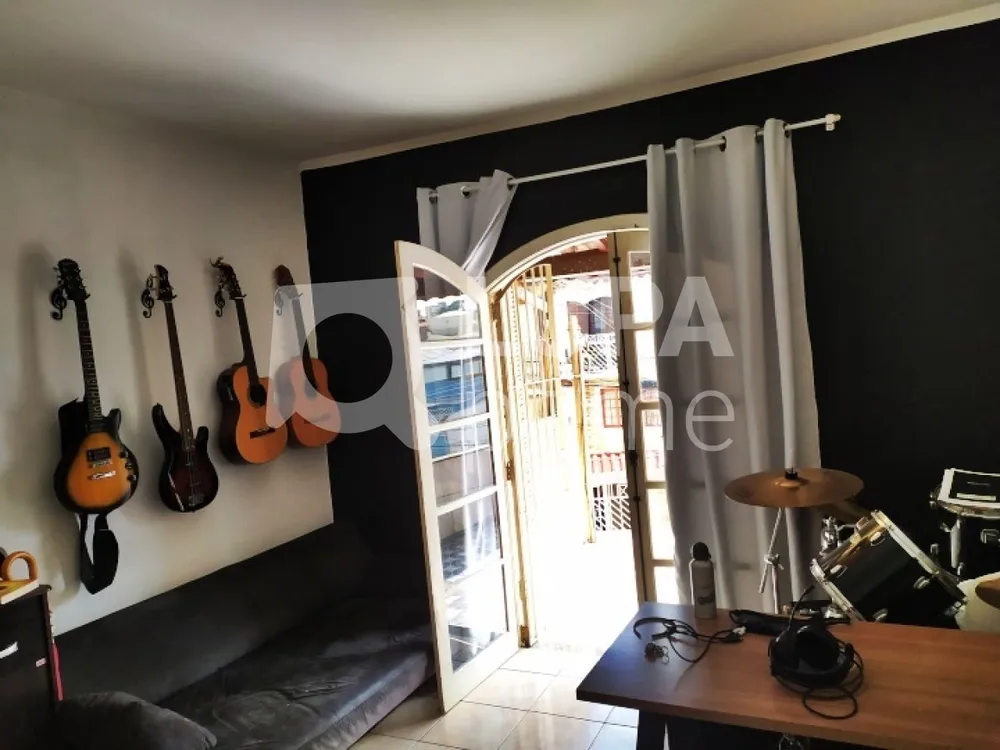 Casa, 4 quartos, 186 m² - Foto 8