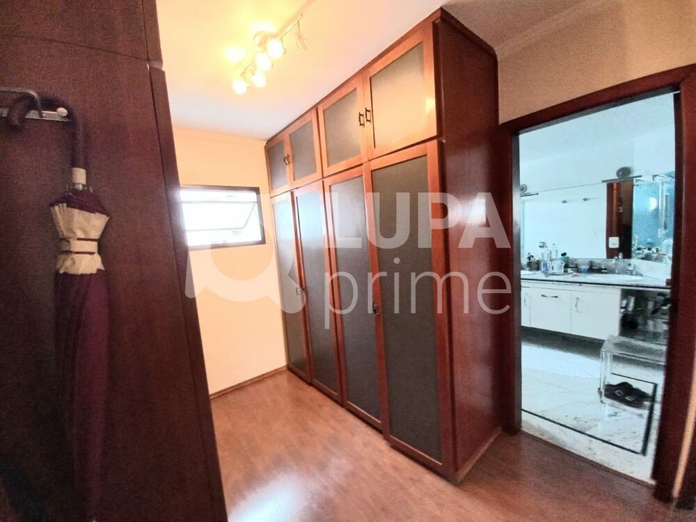 Apartamento, 4 quartos, 198 m² - Foto 1