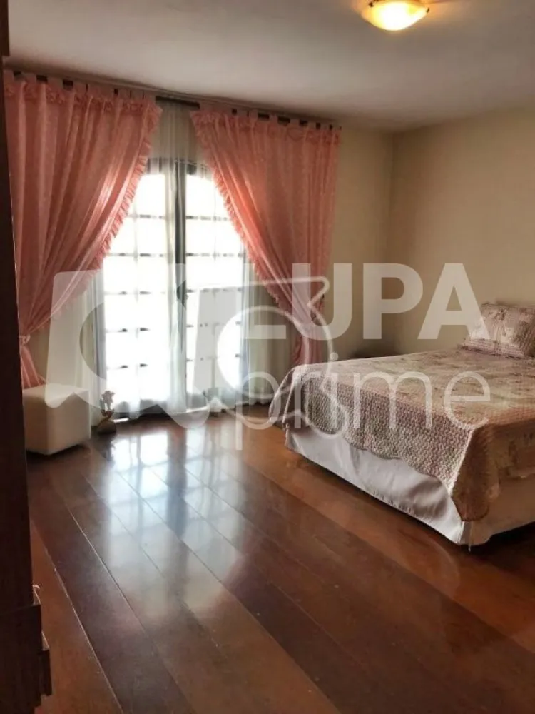 Casa, 4 quartos, 243 m² - Foto 7
