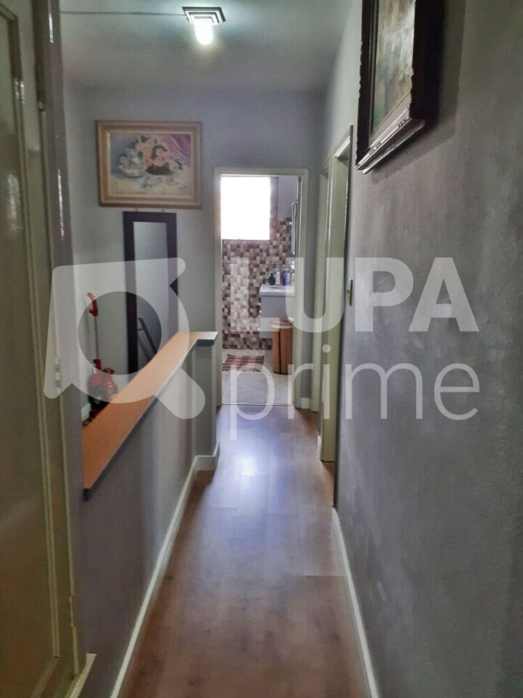 Casa, 5 quartos, 166 m² - Foto 1