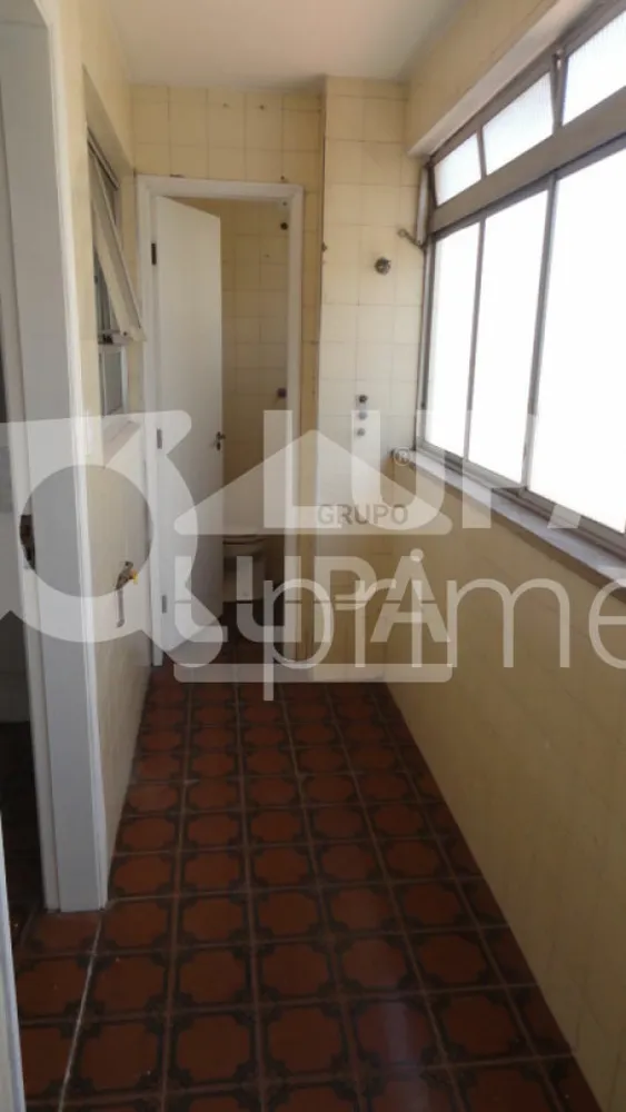 Apartamento, 3 quartos, 140 m² - Foto 2