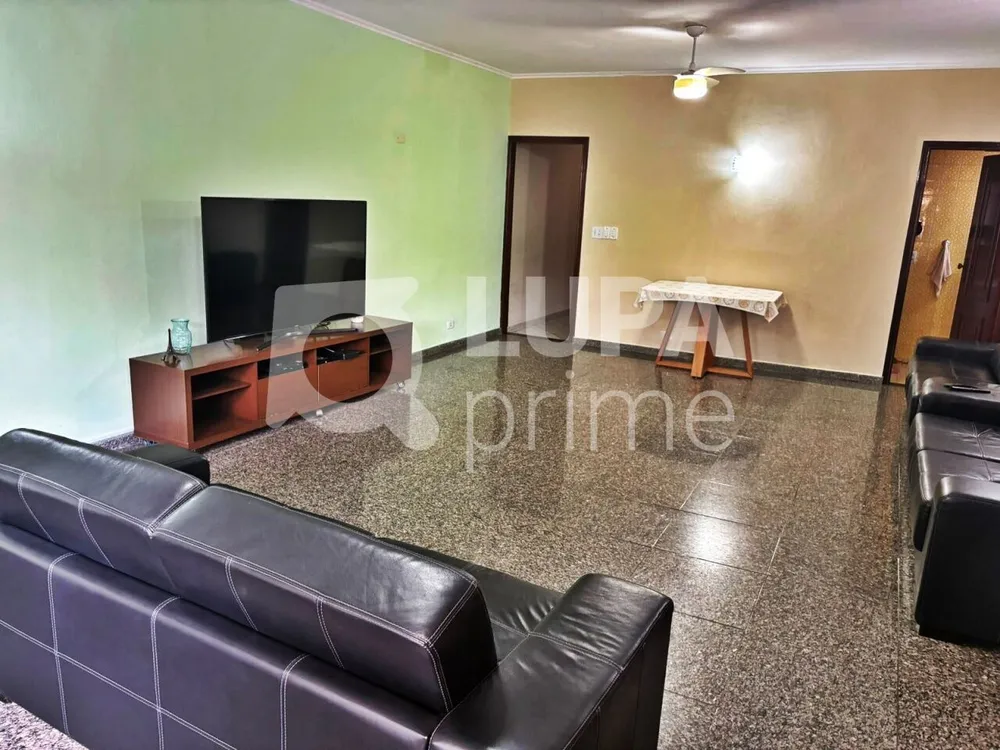 Casa, 4 quartos, 250 m² - Foto 1