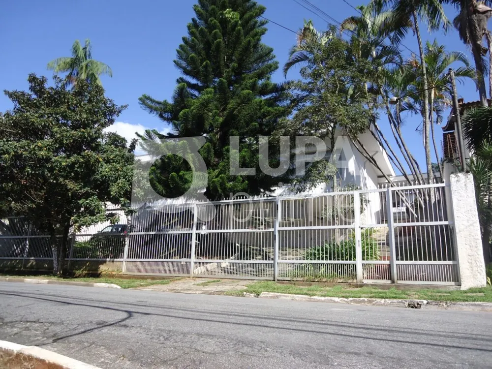 Casa, 4 quartos, 370 m² - Foto 1