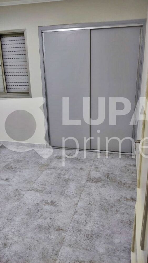 Apartamento à venda com 2 quartos, 49m² - Foto 3