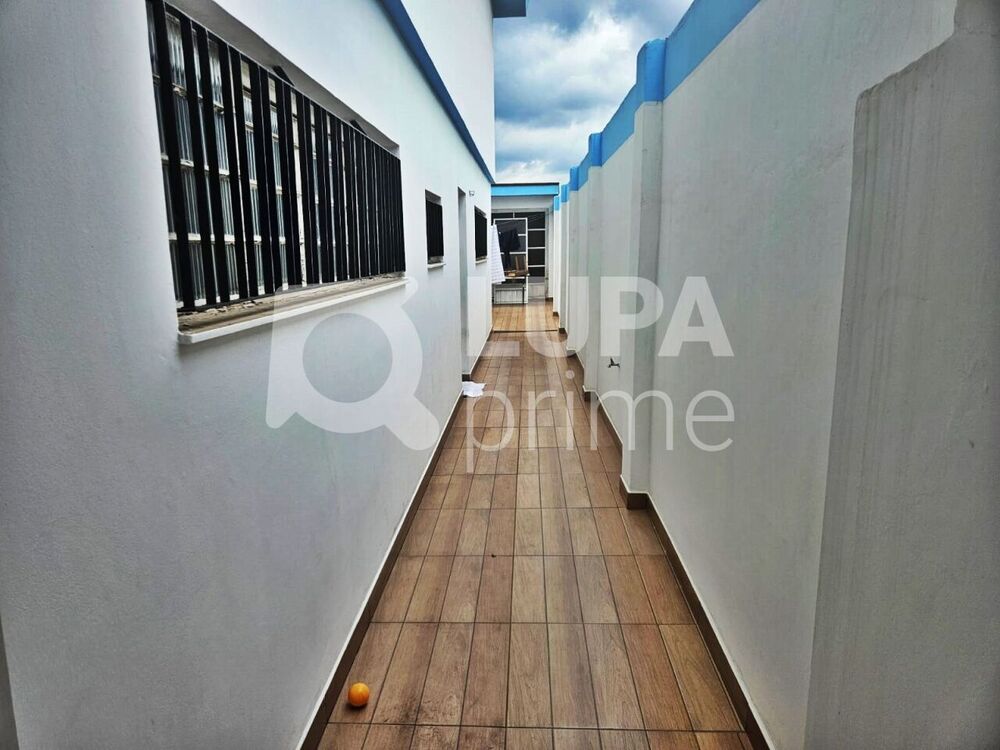 Casa à venda com 3 quartos, 195m² - Foto 4