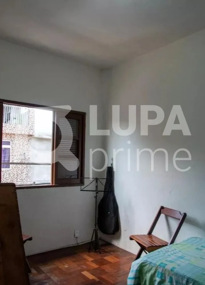 Casa, 6 quartos, 196 m² - Foto 2