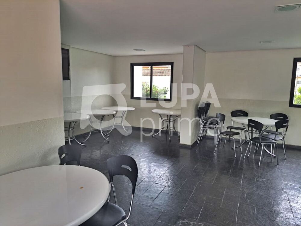 Apartamento à venda com 3 quartos, 123m² - Foto 3