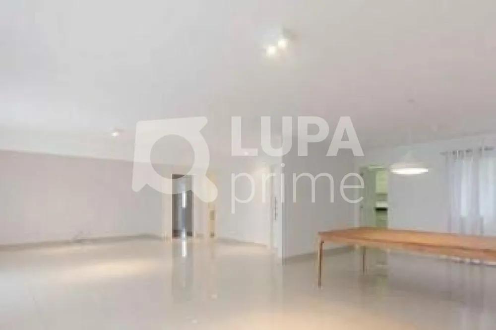 Apartamento, 3 quartos, 248 m² - Foto 9
