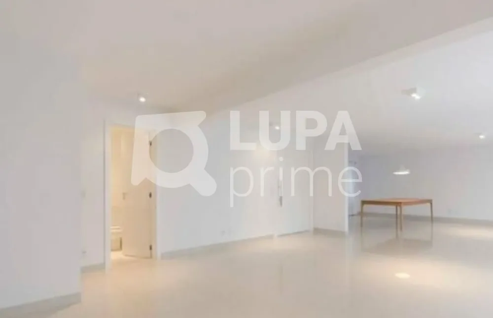 Apartamento, 3 quartos, 248 m² - Foto 5