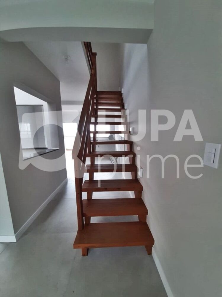 Casa, 3 quartos, 94 m² - Foto 2