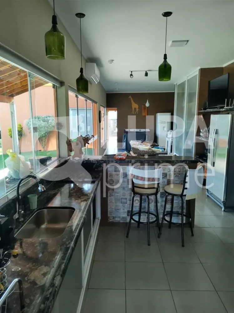 Casa, 3 quartos, 300 m² - Foto 8