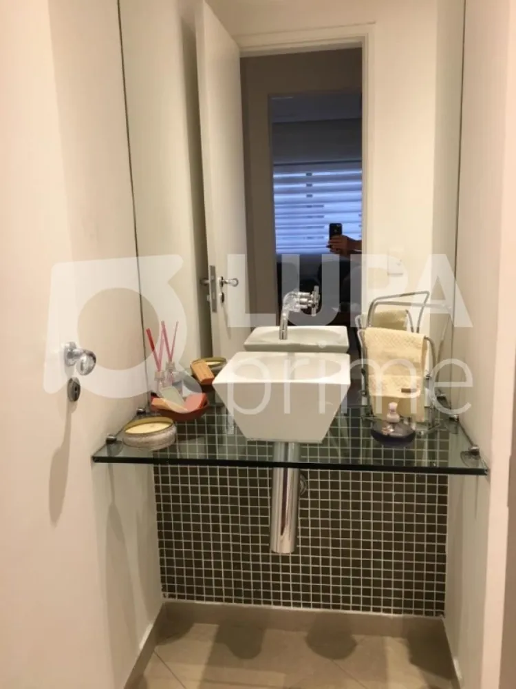 Apartamento, 3 quartos, 145 m² - Foto 1