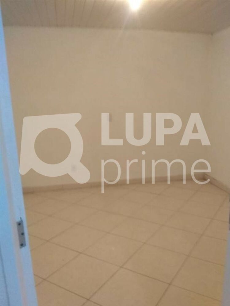 Casa, 7 quartos, 218 m² - Foto 3