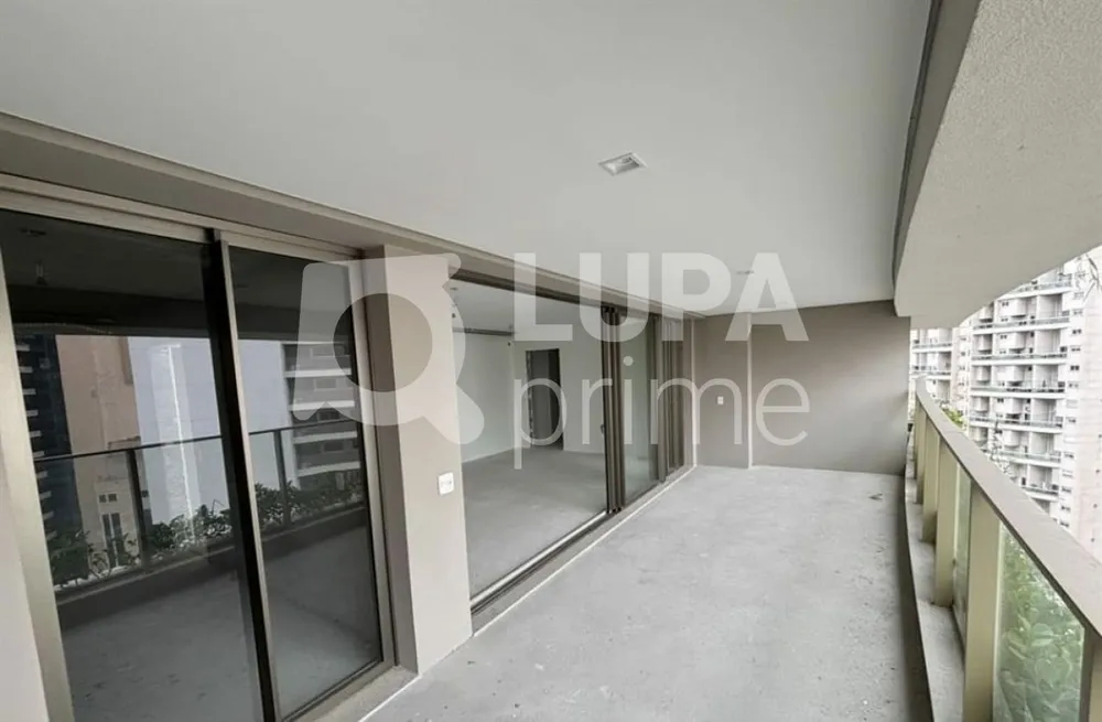 Apartamento, 3 quartos, 151 m² - Foto 2