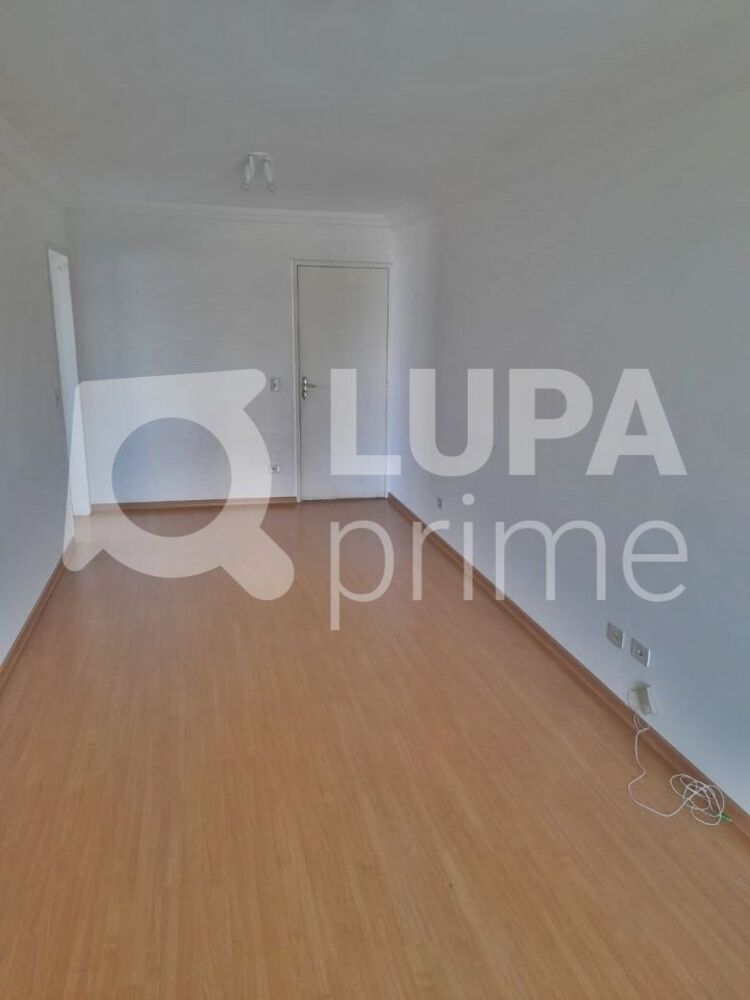 Apartamento à venda com 2 quartos, 64m² - Foto 2